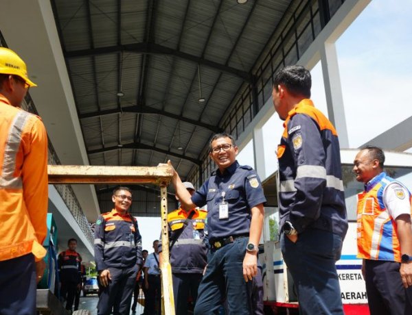 Pastikan Kesiapan Nataru 2025/2026 Heru Kuswanto Lakukan Kunker di Wilayah Daop 7 Madiun